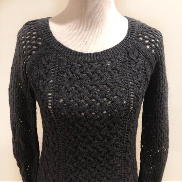 American Eagle‎ open knit Sweater Size Small - Picture 2 of 6